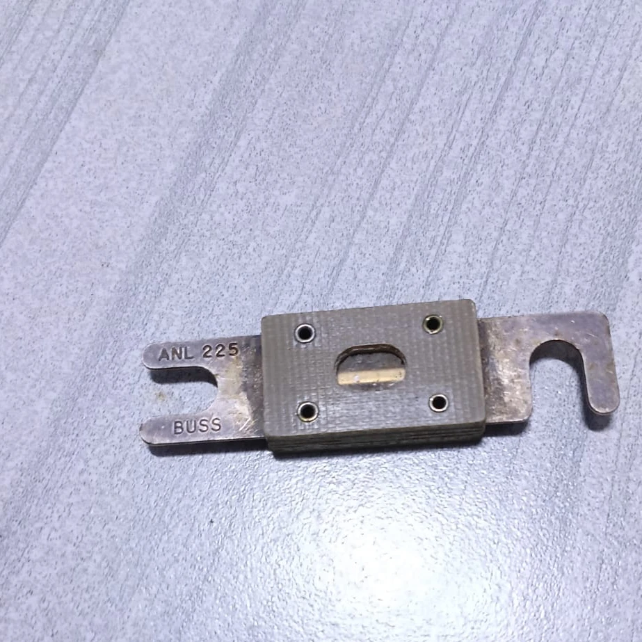 Heavy-Duty Current Limiter Fuse (225A) ANL-225