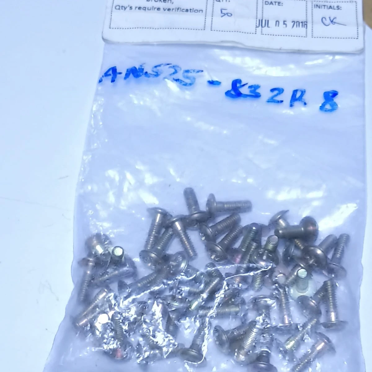 Washer Head Machine Screw AN525-832R8