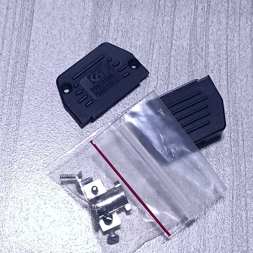 D-Sub Mini Connector Backshell Hood (15-Position) D15000J00