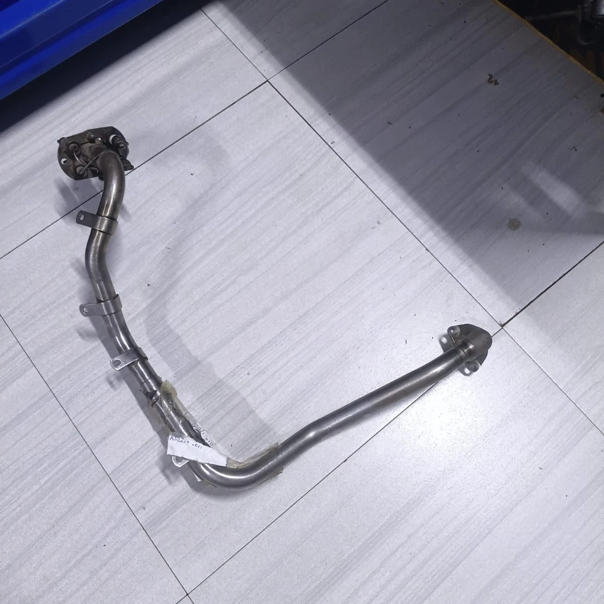 Tube Assembly — Sealing Air, Case  3039717F