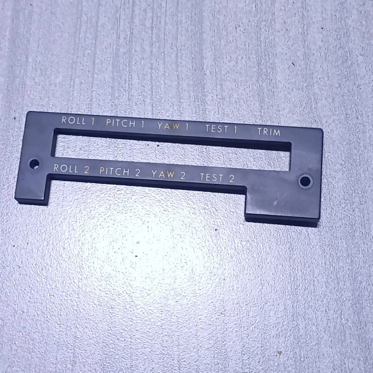 Flight Control Indicator Faceplate, Roll/Pitch/Yaw Panel  F8200