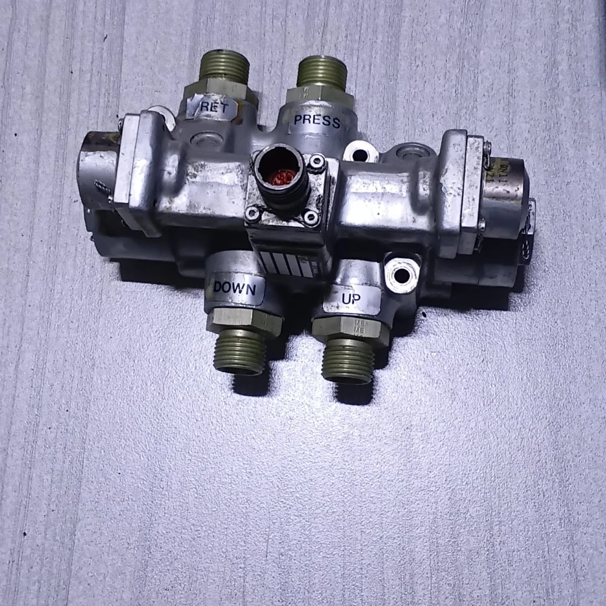 Landing Gear Hydraulic Directional Selector Valve Assembly 2380014-3