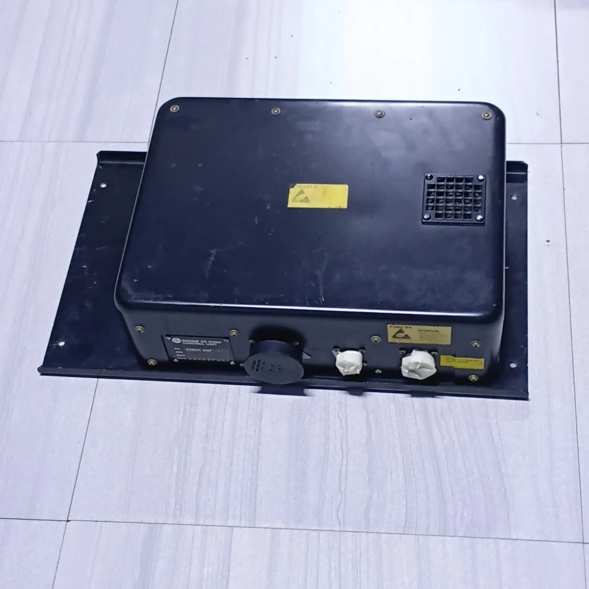 Engine De-Icing Control Unit EAEDC 8407-413 view 2