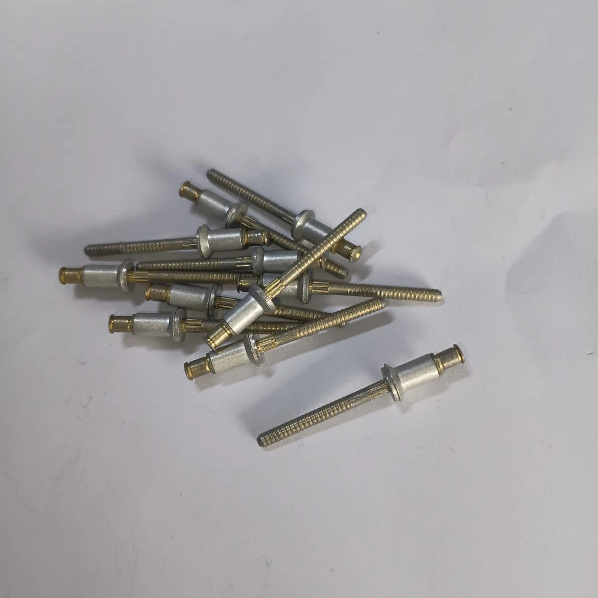 Aviation Blind Rivet - Protruding Universal Head CR3242-4-03