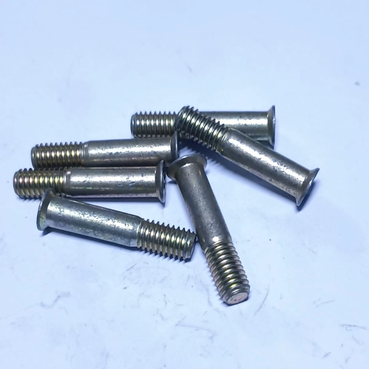 100° Countersunk Phillips Machine Screw (Close Tolerance) NAS1581F3T9