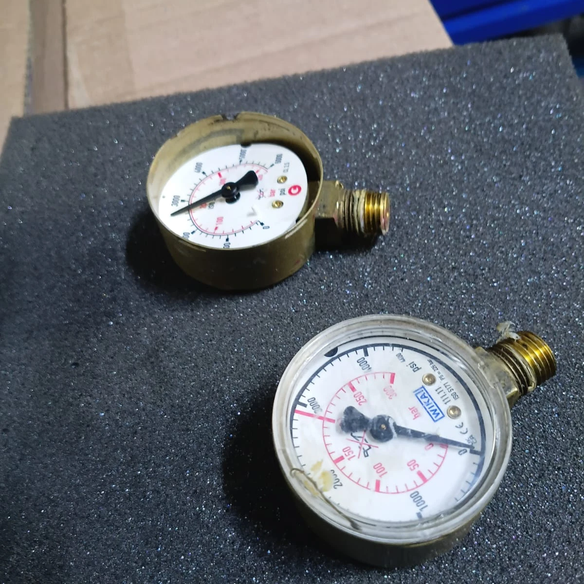 Pressure Gauge, Bourdon Tube, 0-315 Bar / 0-4500 PSI 111.11.050