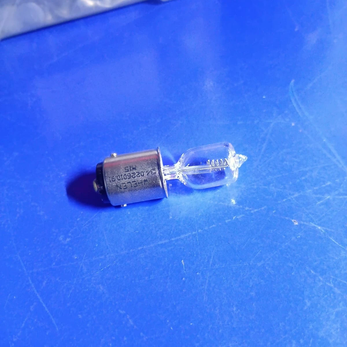 Sub-Miniature T-3 1/4 Instrument / Panel Halogen Lamp 34-0226010-91 