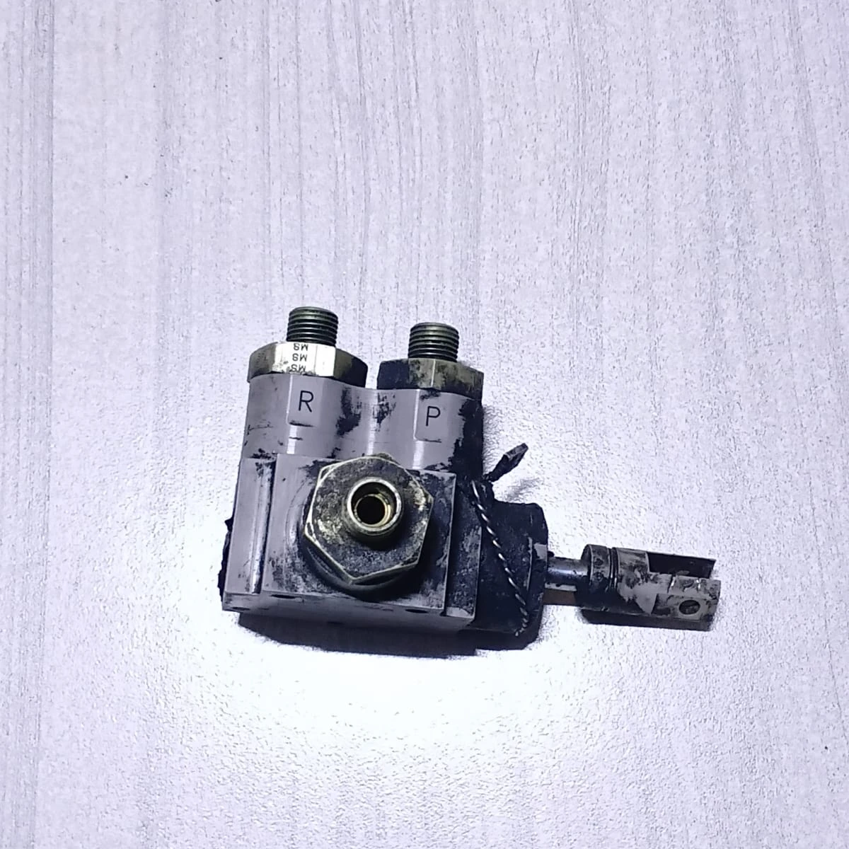 Mechanically Operated Hydraulic Dump Valve 70170