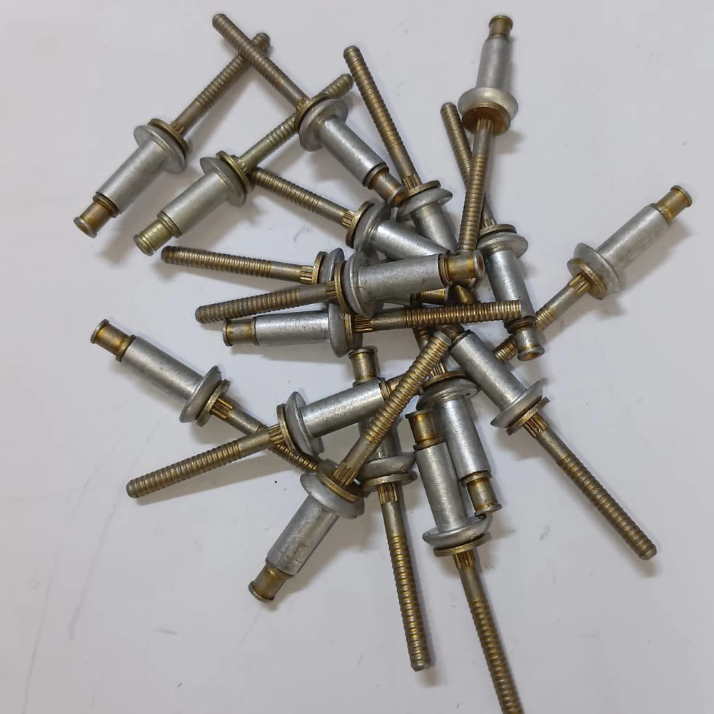  CherryMAX® Blind Rivet, Oversize 100° Countersunk Head CR3242-5-05