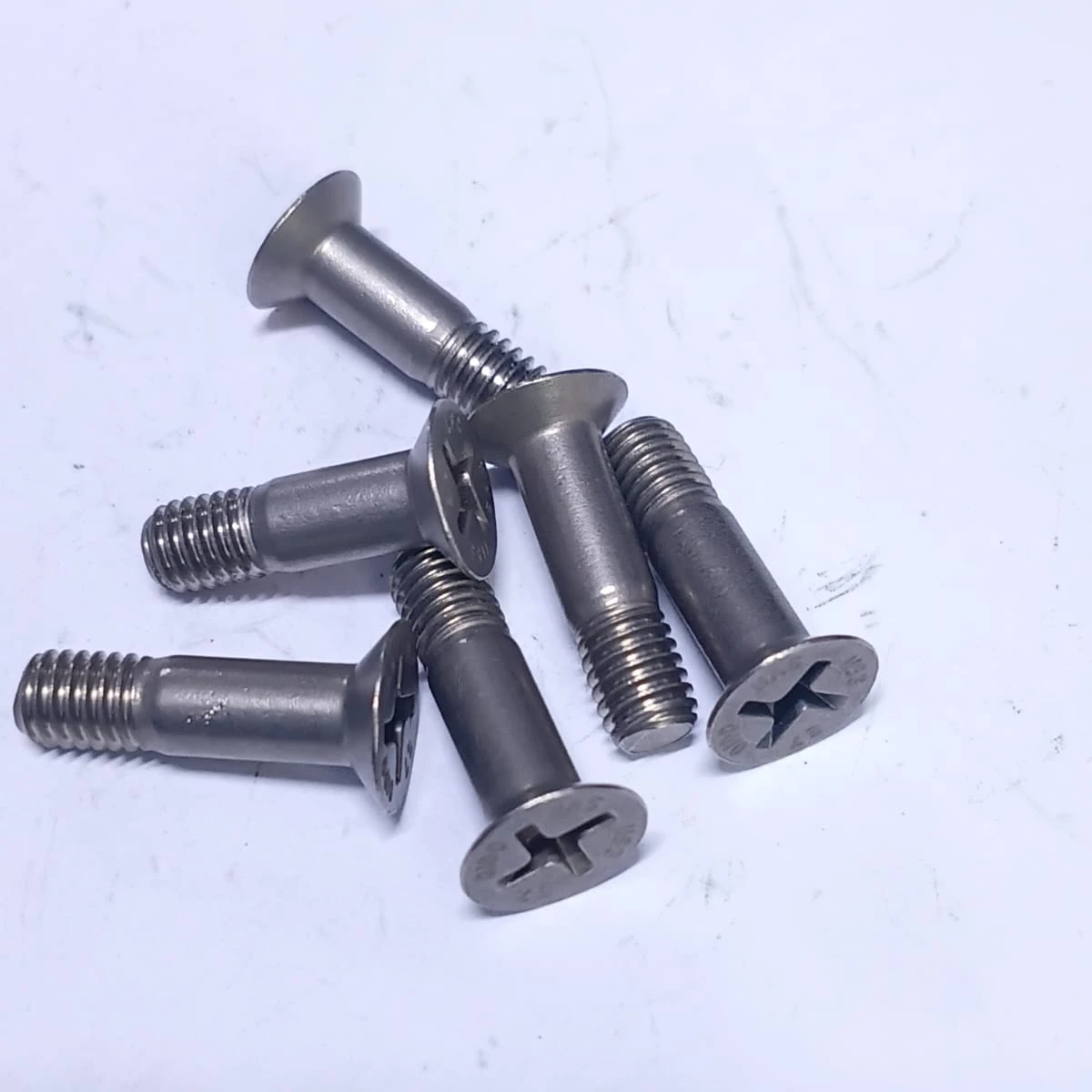 100° Countersunk Phillips Machine Screw (High Shear) NAS1153E7