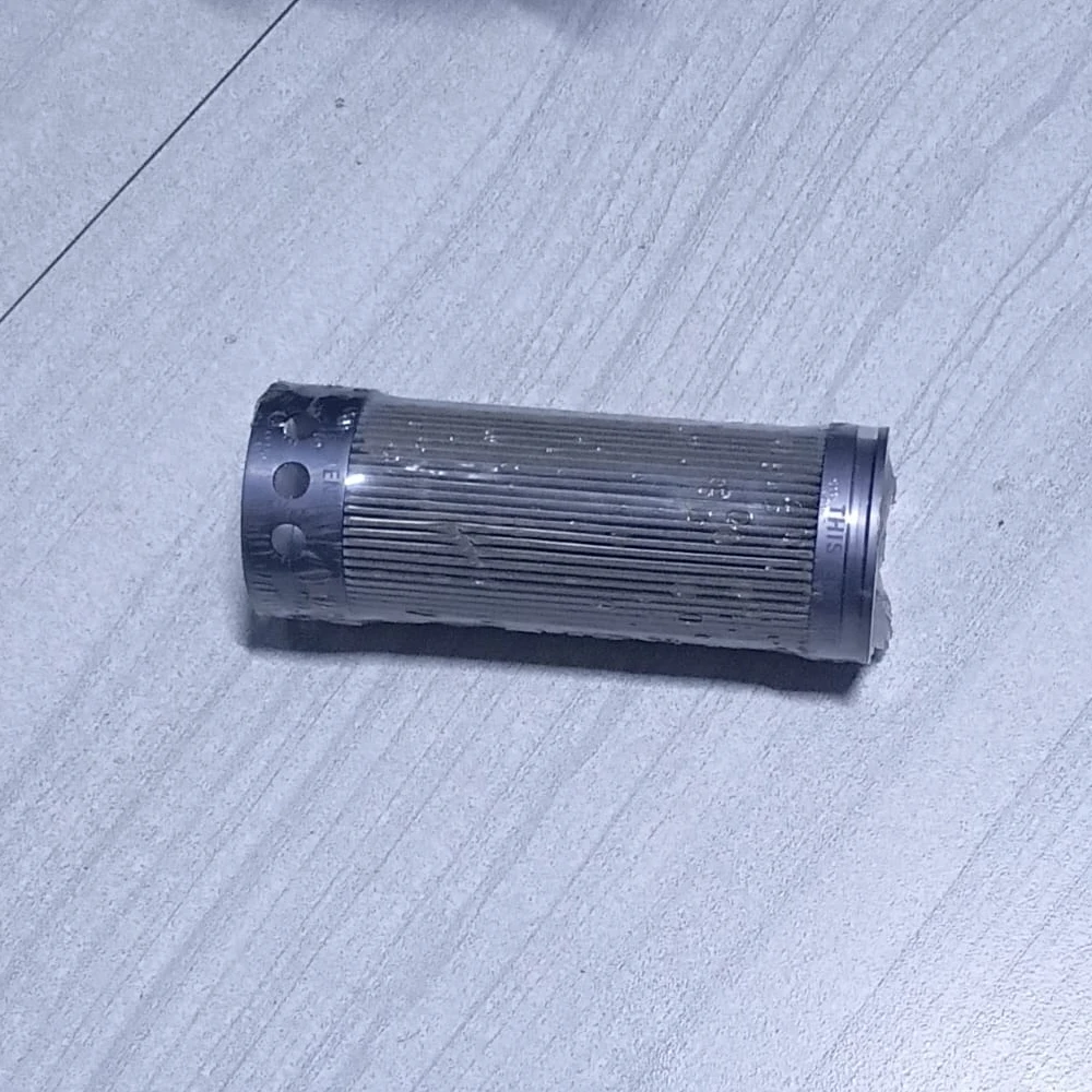 PTI Technologies Cylindrical Fluid Filter Element 05228-7579522AM