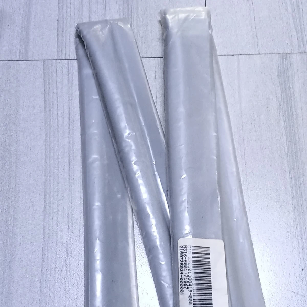  	Elastomeric Channel Extrusion Airframe Strip Seal CVR131PDM