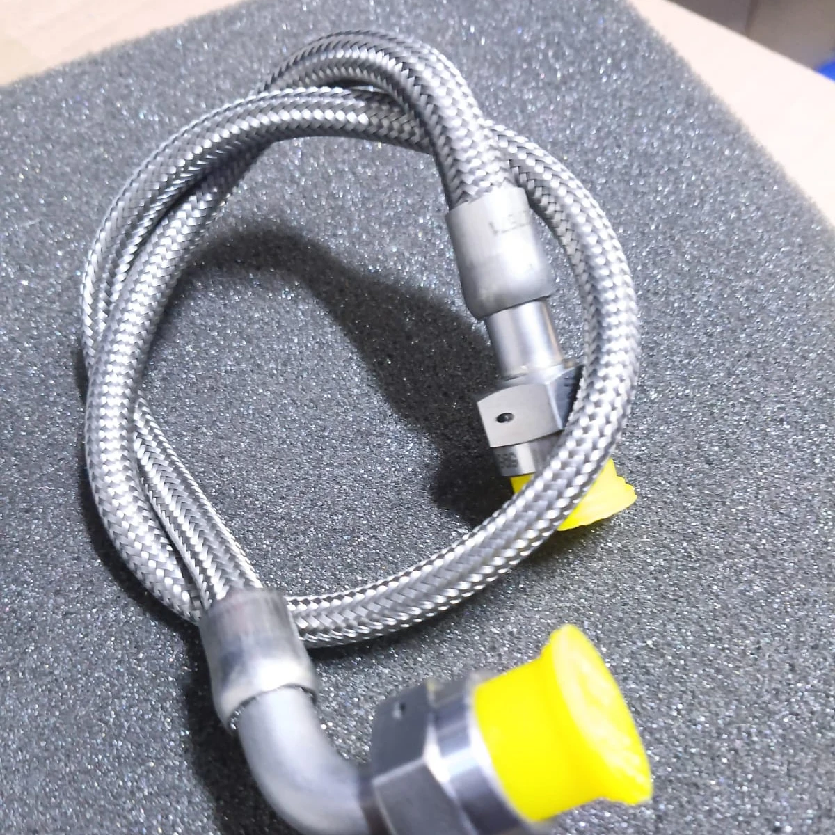 Ignition Lead / Shielded Ignition Cable 9048202-204