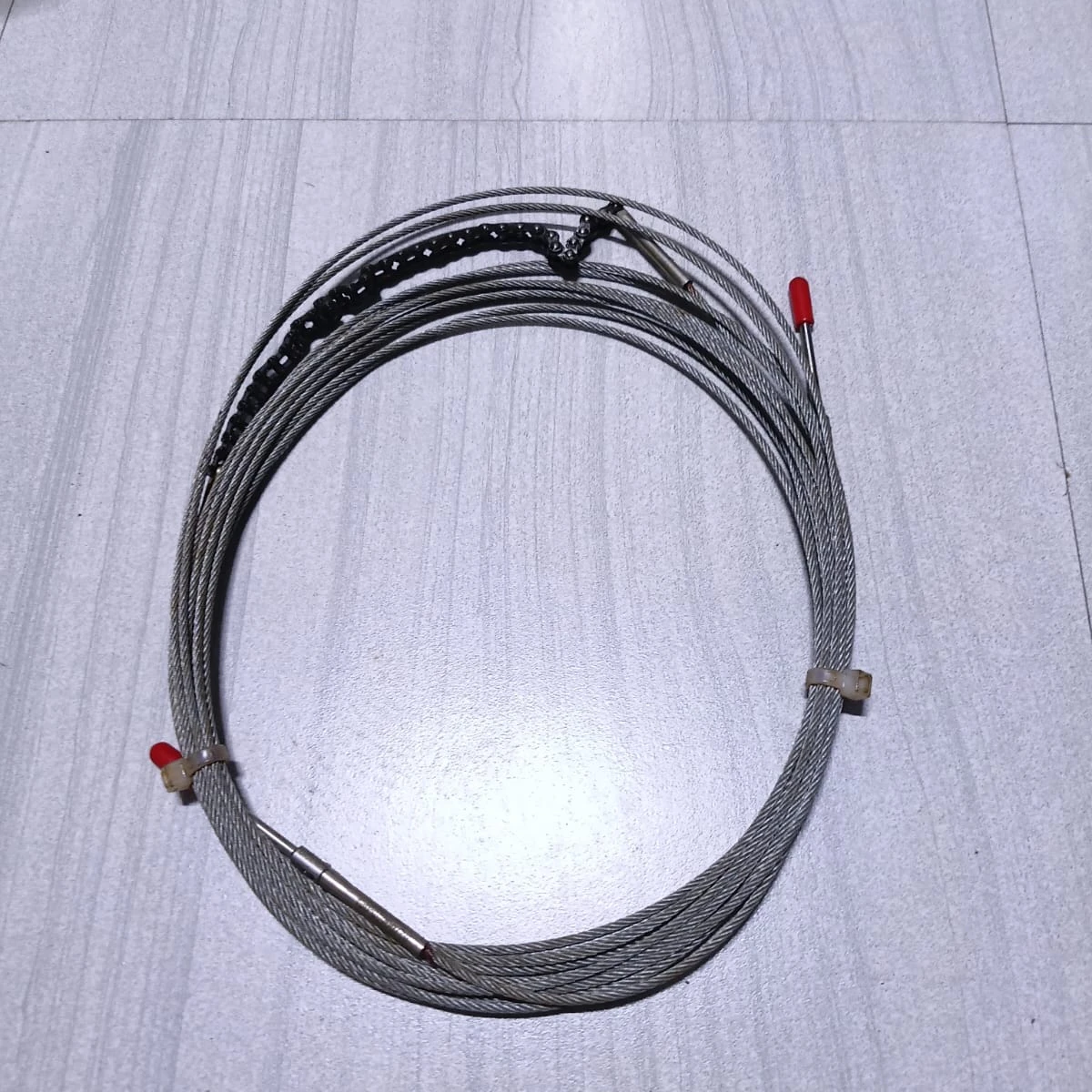 Flight Control Cable & Roller Chain Assembly (Extended) 82700558-001