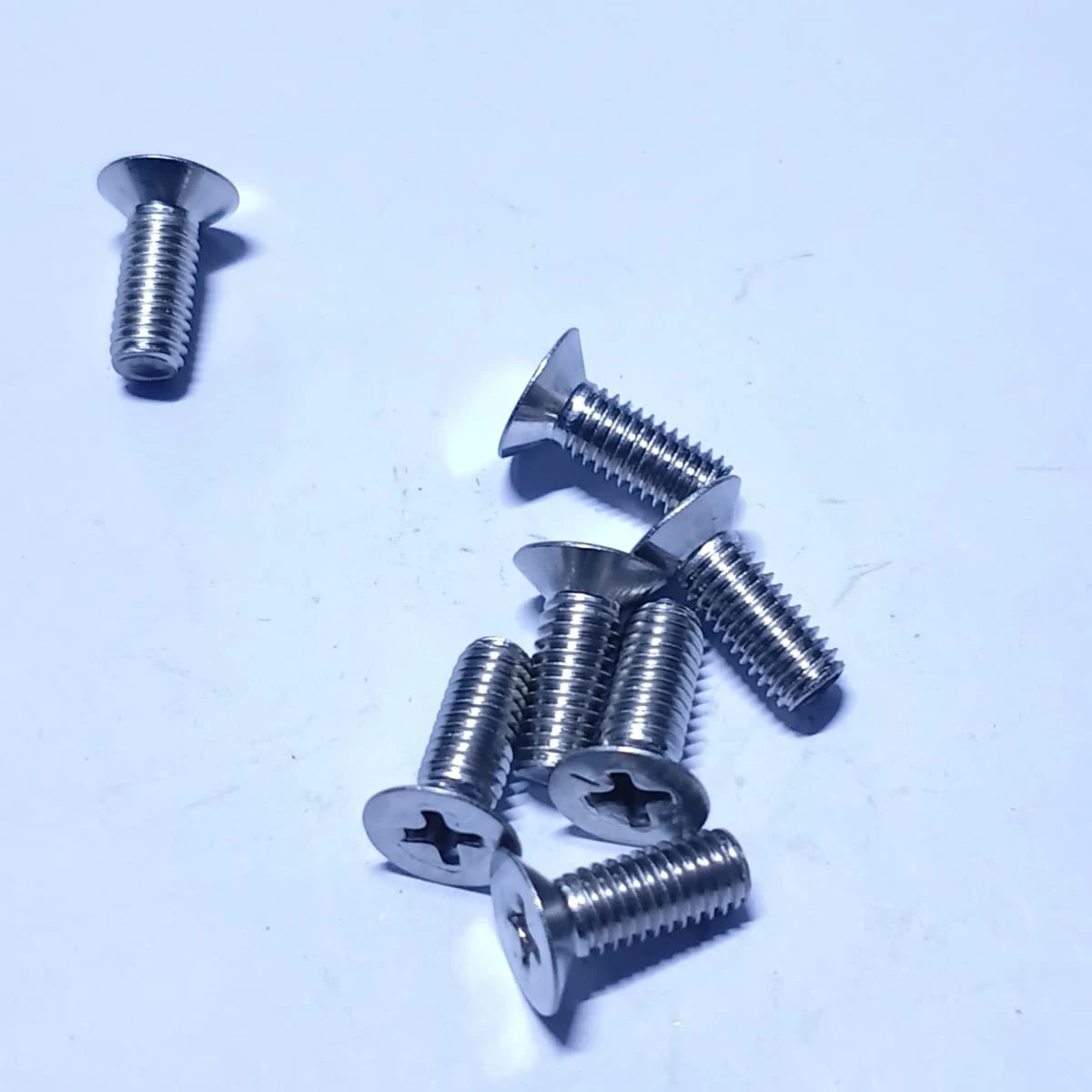 100° Flat Countersunk Head Machine Screw MS24693C272
