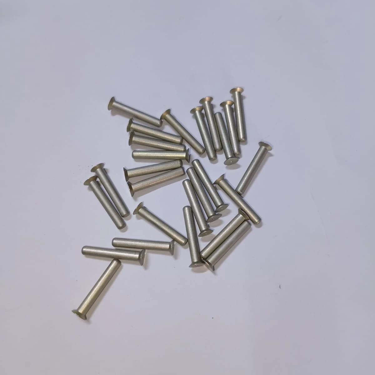 Solid Rivet, 100° Countersunk Precision Head MS20426AD4-10