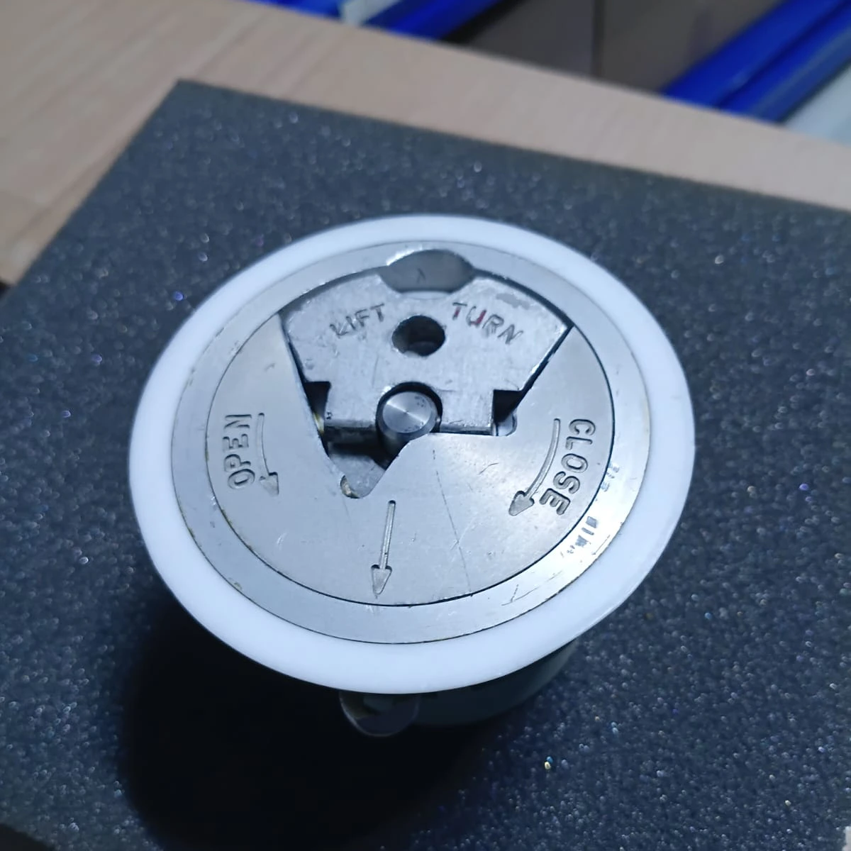 Flush Filler Cap Assembly 09000-43240