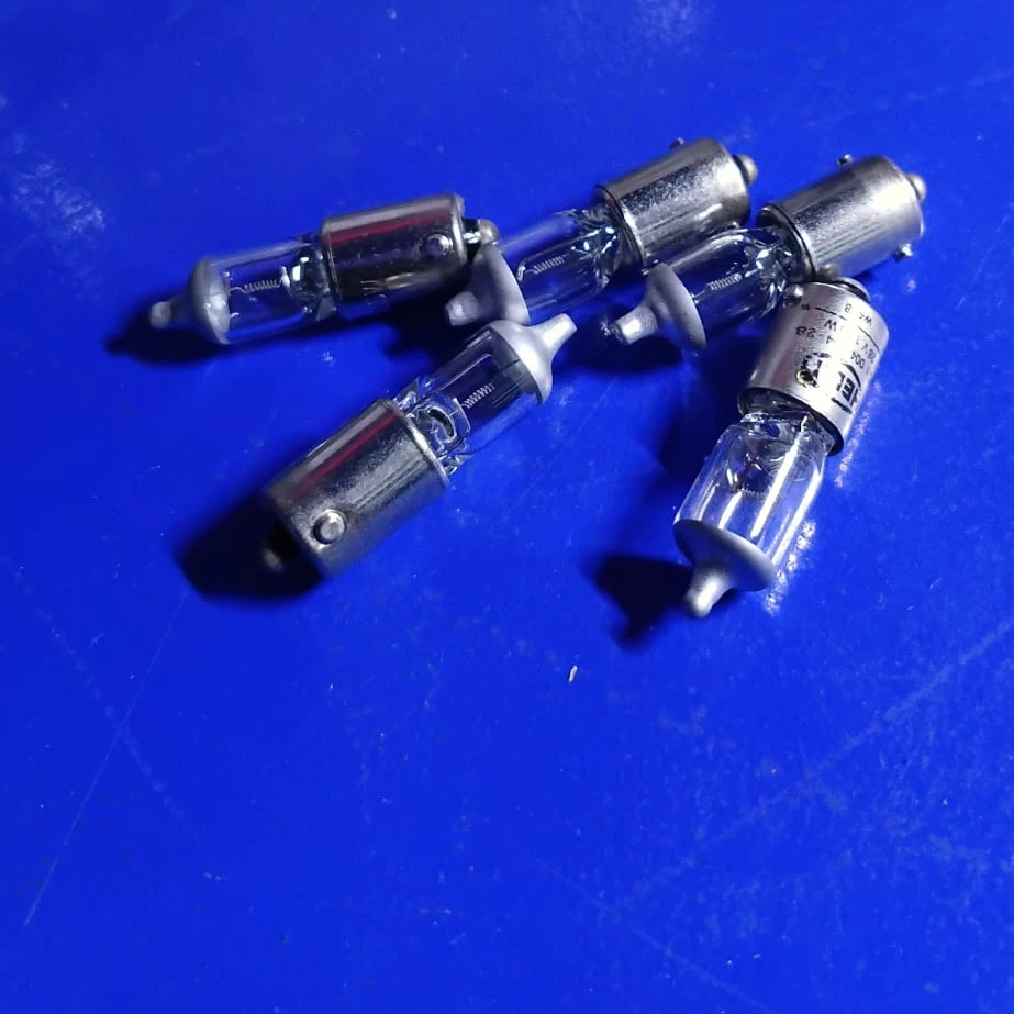 Miniature Halogen Avionics Indicator Lamp (5-Pack) 8GH 004 554-28