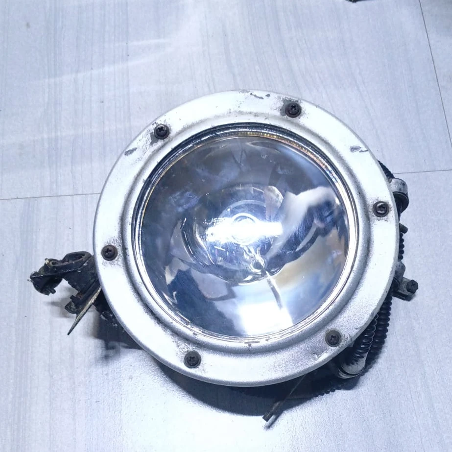 Retractable Landing and Taxi Light Assembly G-3600