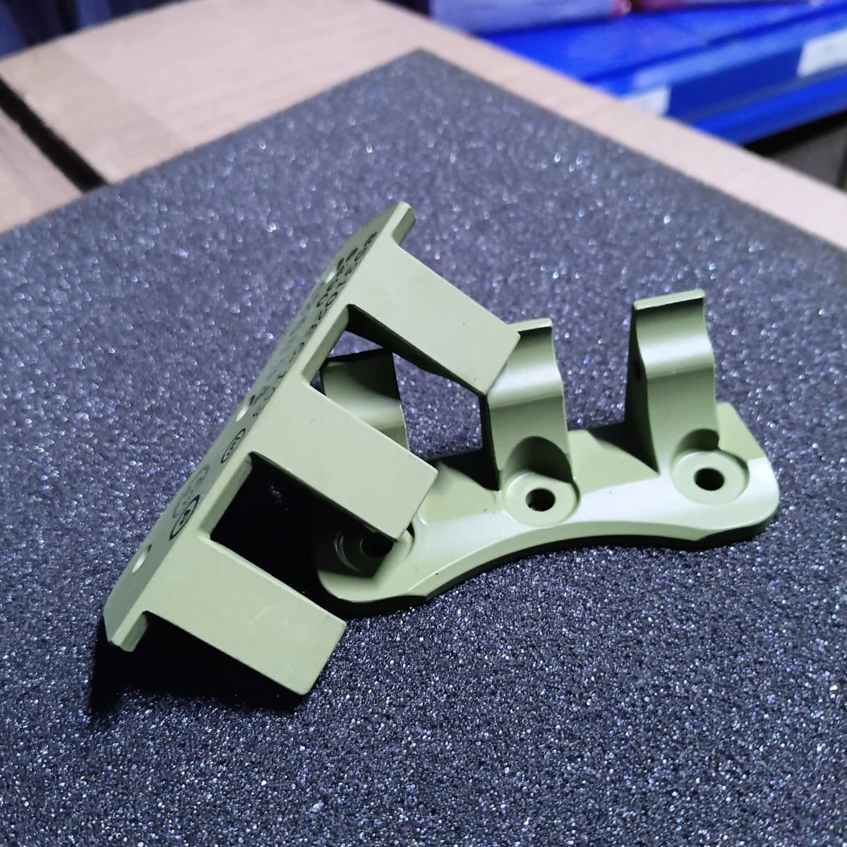 Intercostal Fitting / Structural Bracket 85310286-103