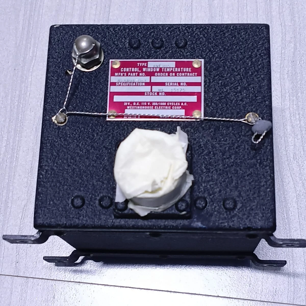 Flight Deck Window Temperature Control Unit 813204-100