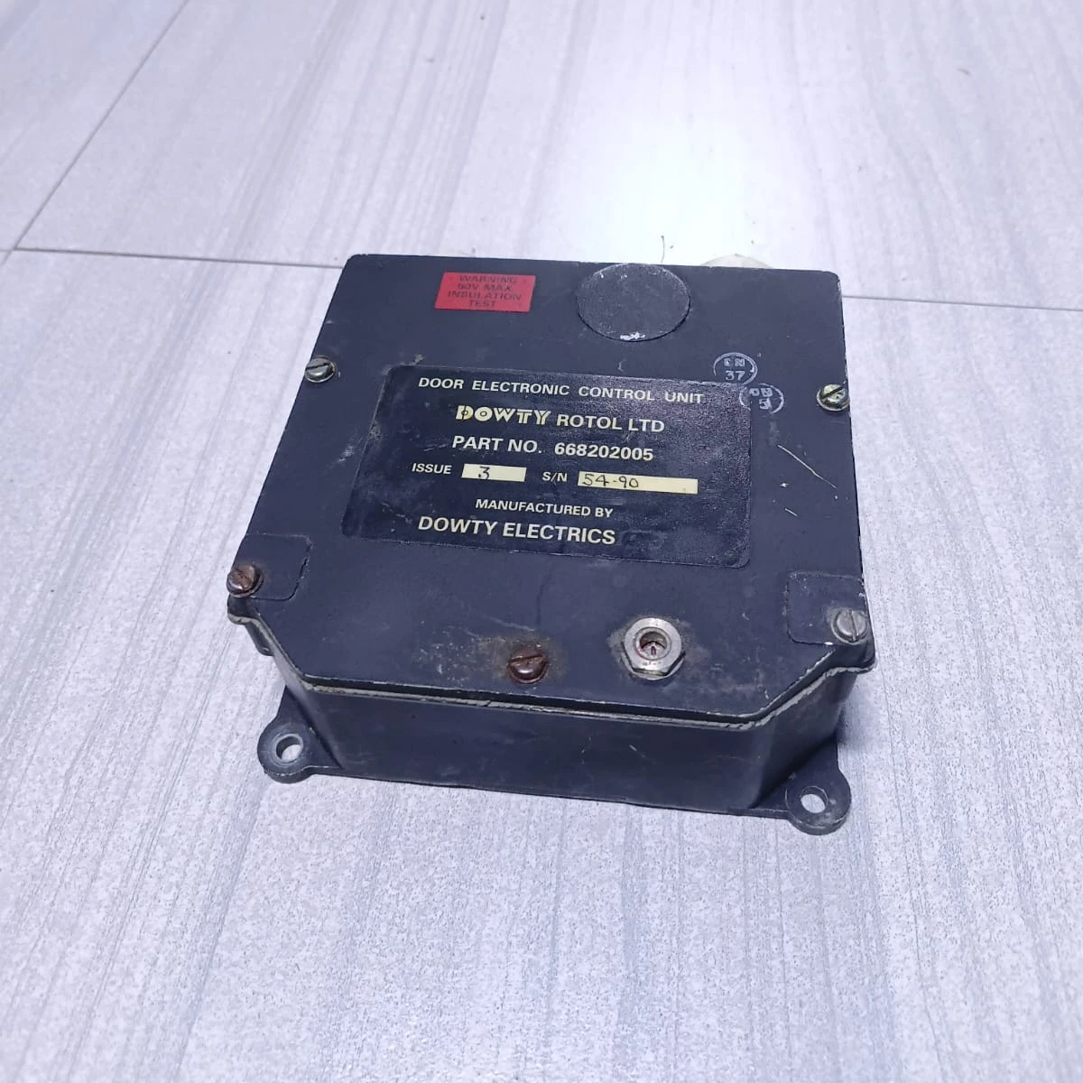 Door Electronic Control Unit (DECU) 668202005