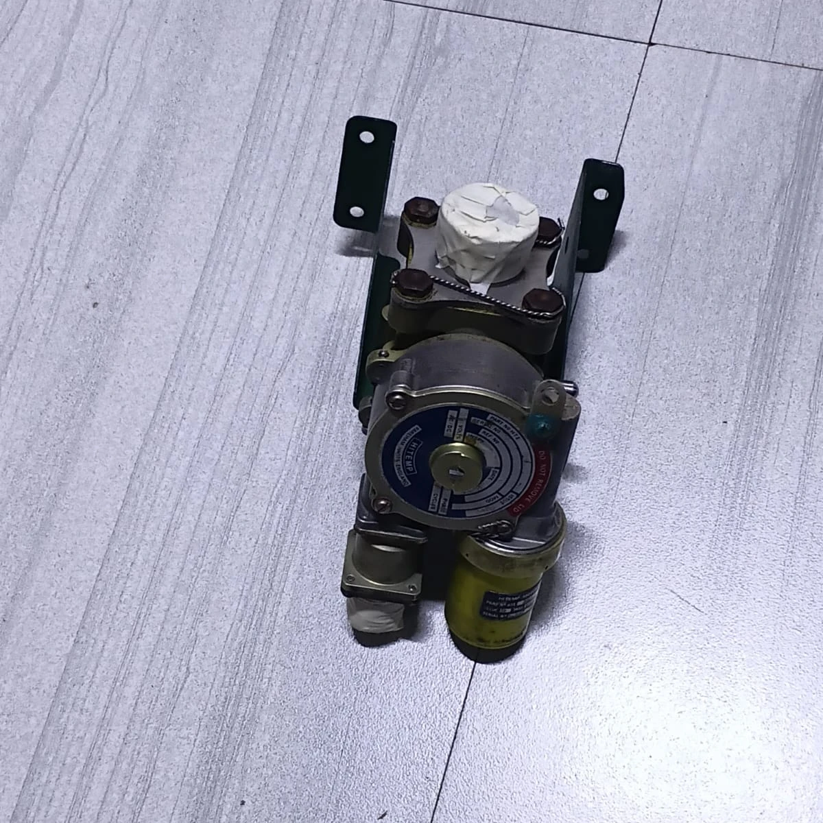Hitemp Motor-Driven Fuel Shut-Off Valve Assembly 8826 view 2