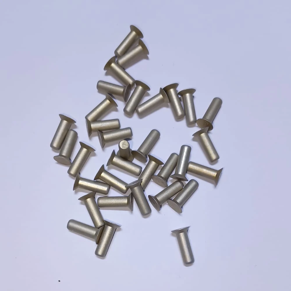 Solid Rivet, 100° Countersunk Precision Head MS20426AD5-8