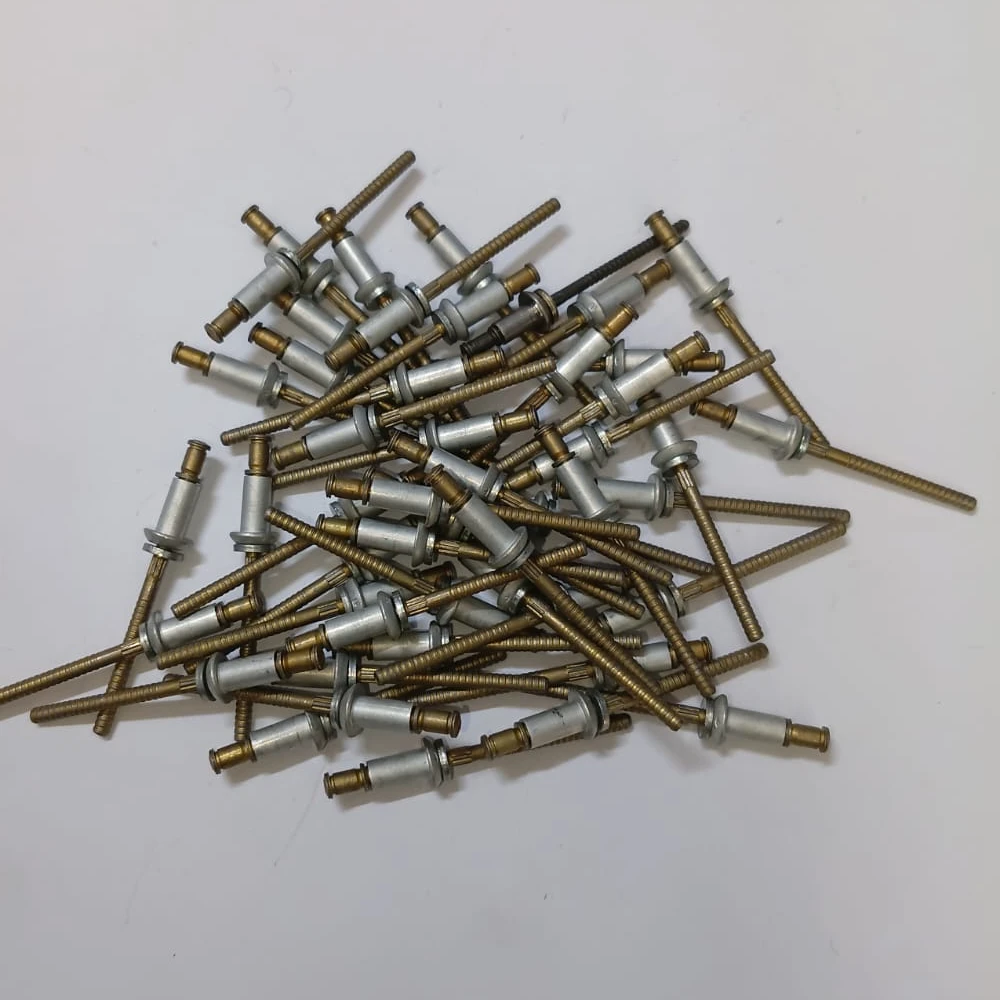 CherryMAX® Blind Rivet, Oversize 100° Countersunk Head CR3242-6-3