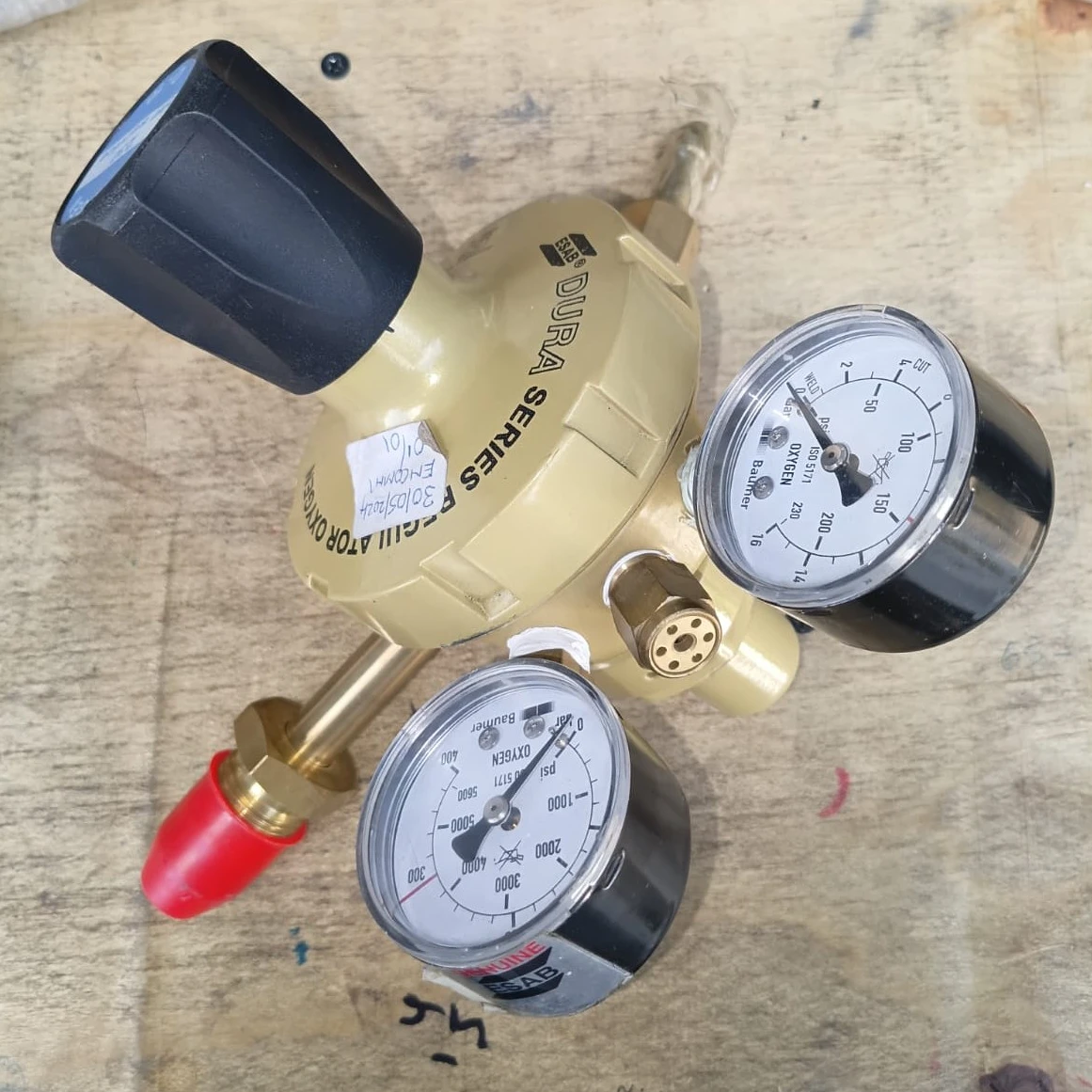 esab DURA Oxygen Regulator  view 2